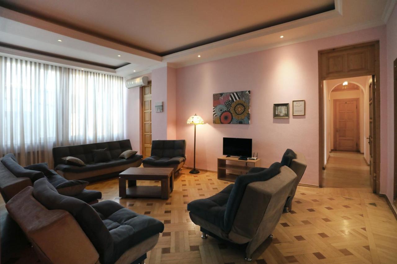 Apart-Hotel David ティビリシ エクステリア 写真